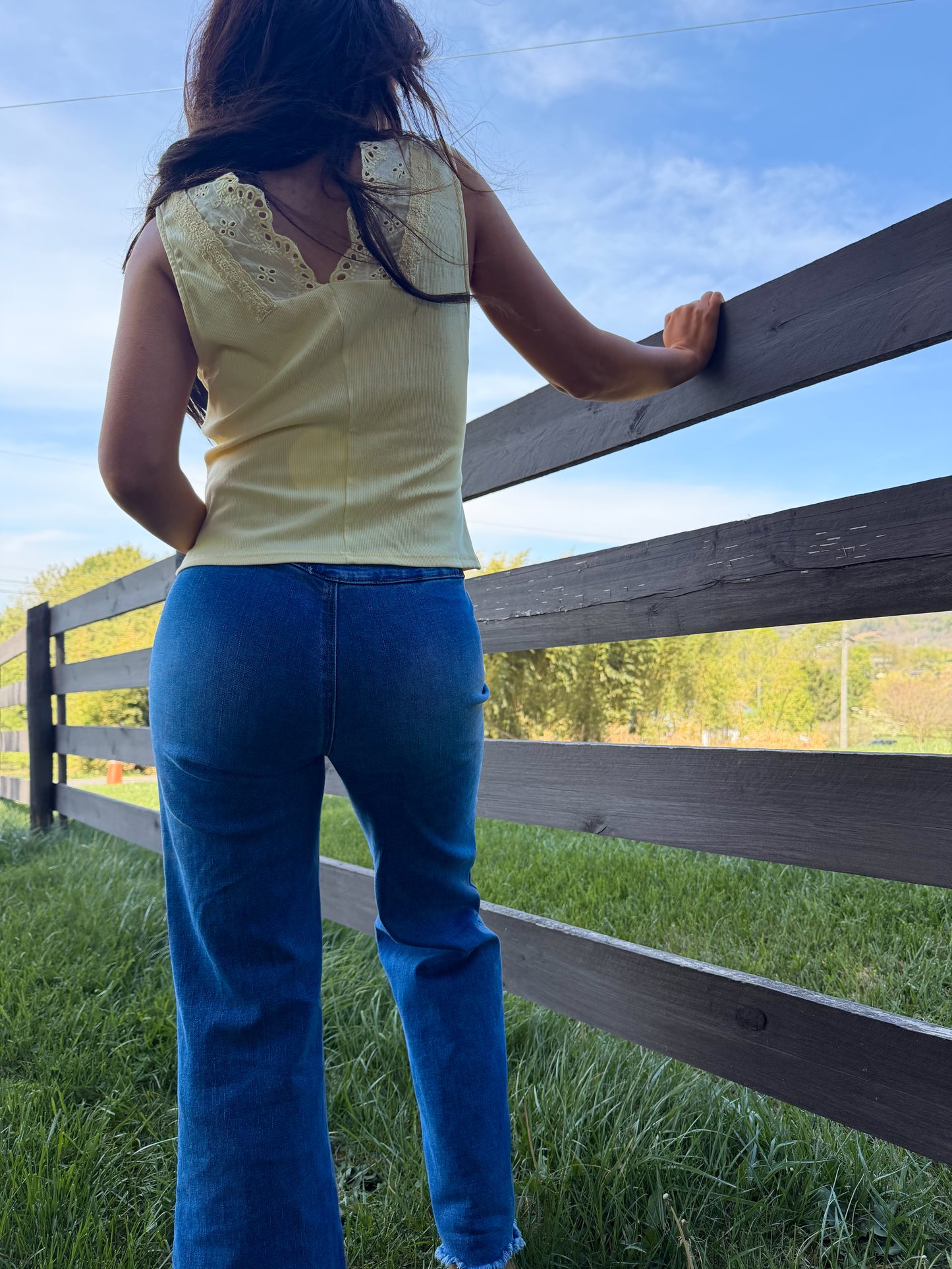 Buttercup Tie Vest