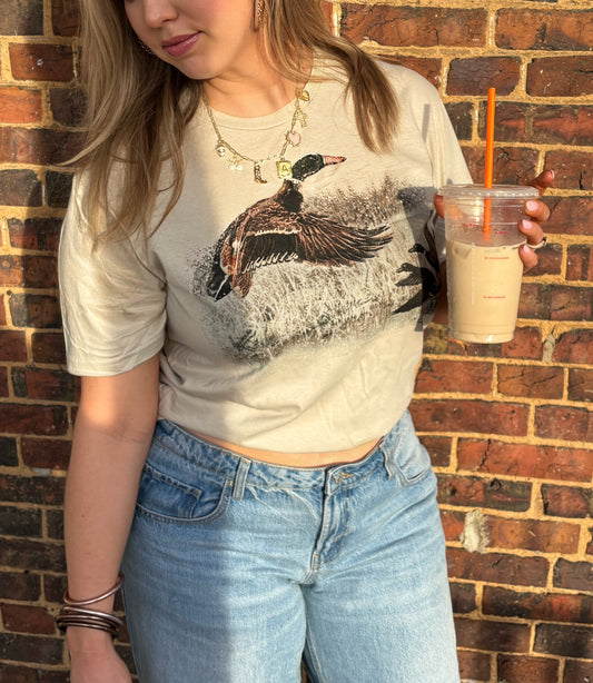 Retro Duck Scene - Cream - Sweatshirts & T-Shirts