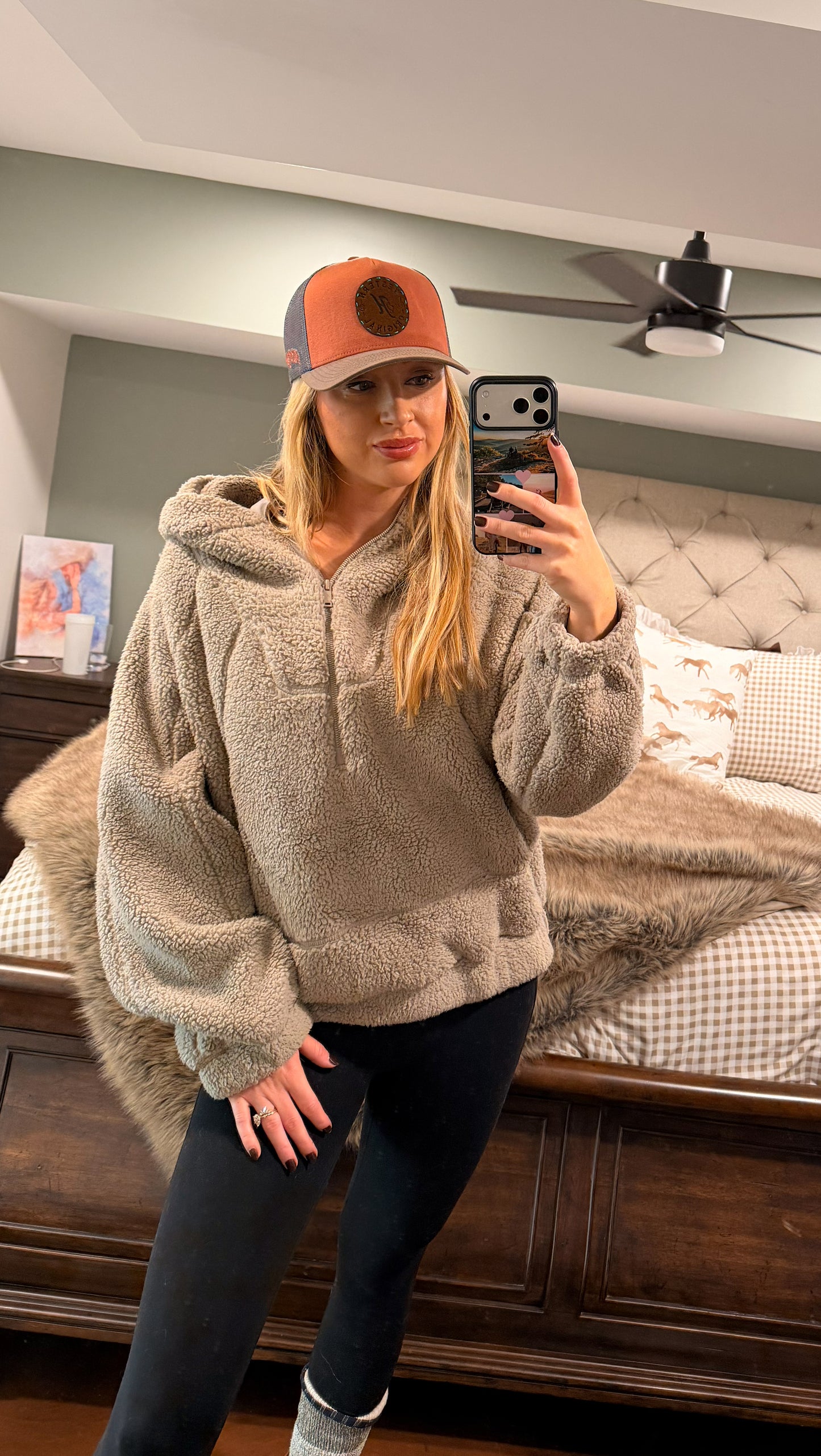 Oversized fleece pullover with hood