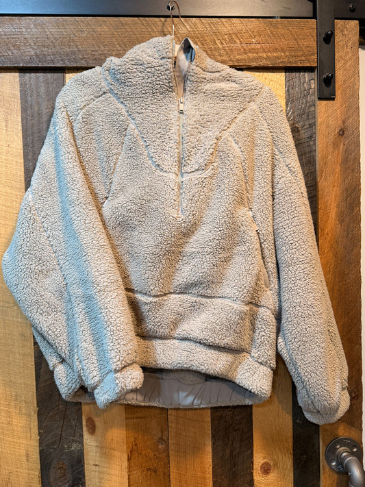 Oversized fleece pullover with hood